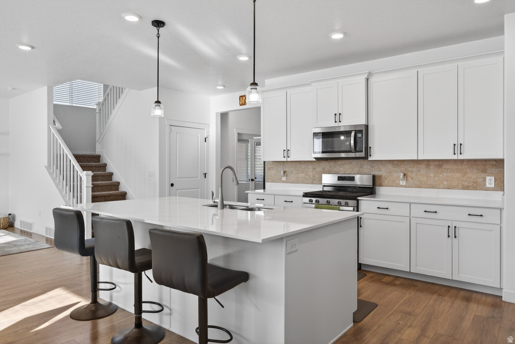 8703 W BECKVILLE DR Magna, UT 84044