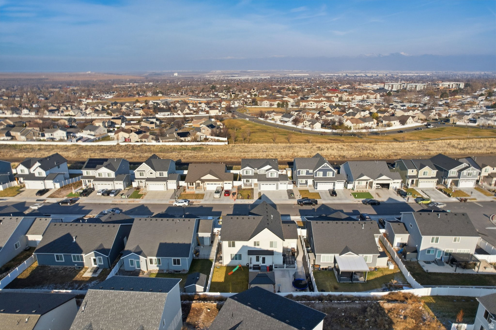 8703 W BECKVILLE DR Magna, UT 84044