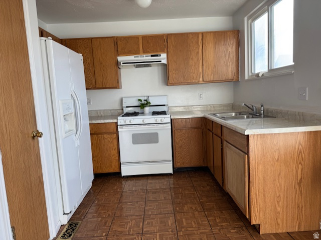 3718 S BRONCO CIR Magna, UT 84044