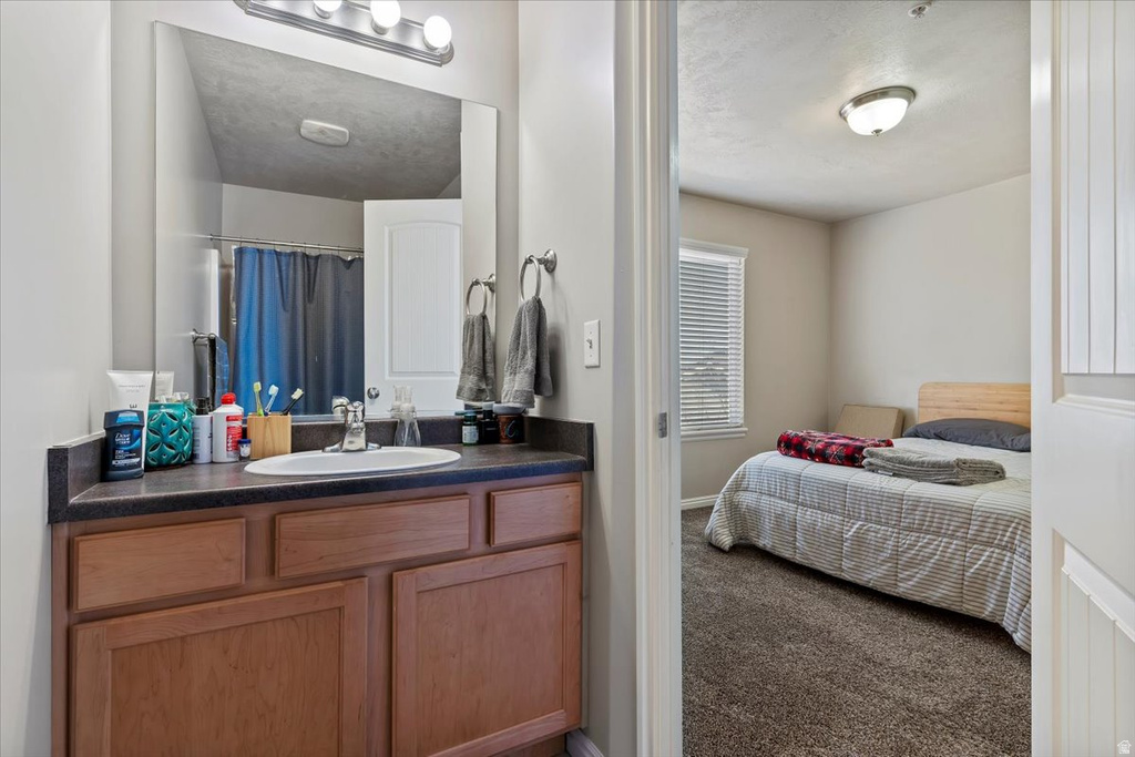 810 N FARMINGTON XING Farmington, UT 84025