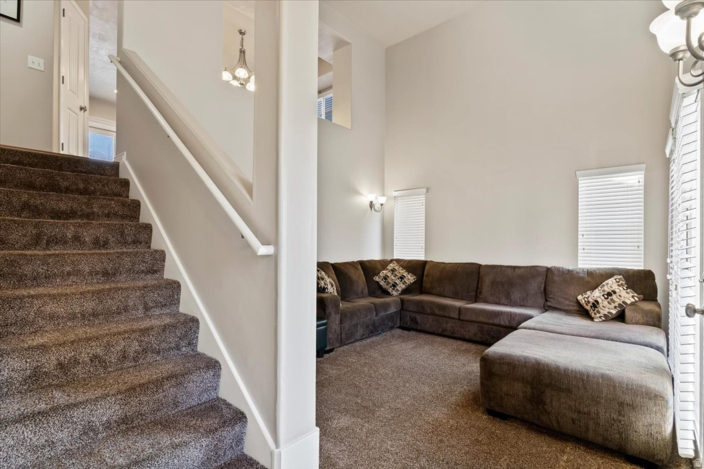 810 N FARMINGTON XING Farmington, UT 84025