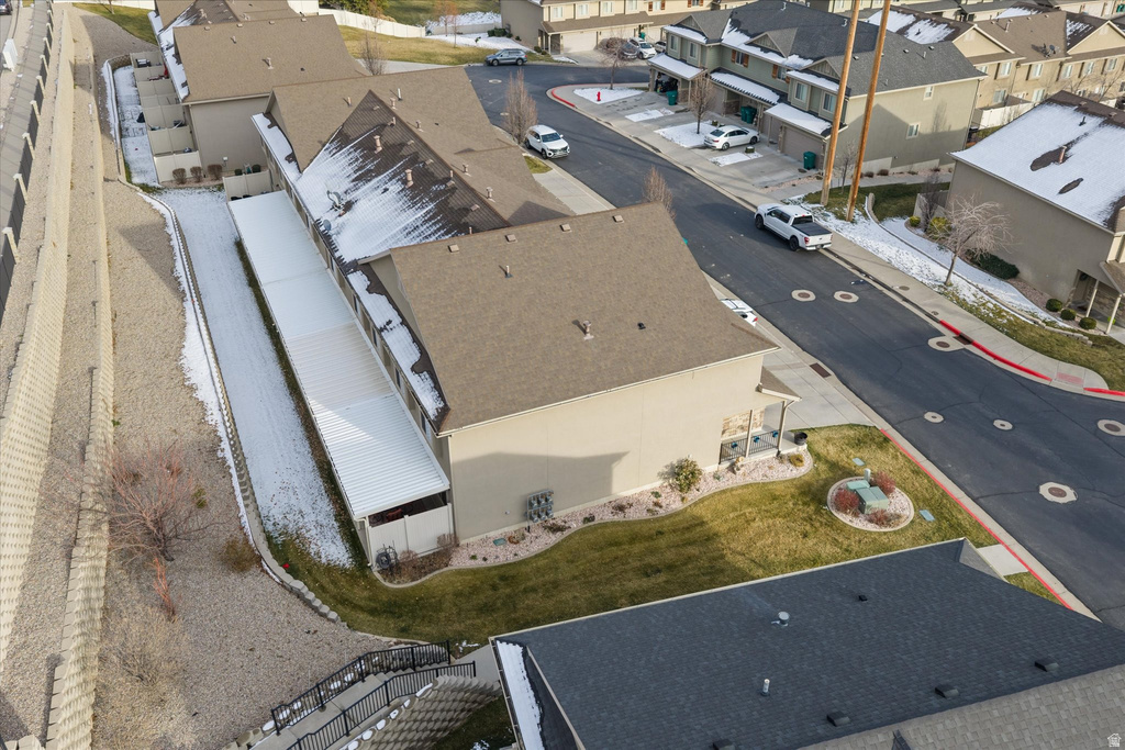 1827 E WHITETAIL DR Layton, UT 84040