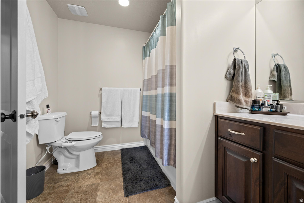 1827 E WHITETAIL DR Layton, UT 84040