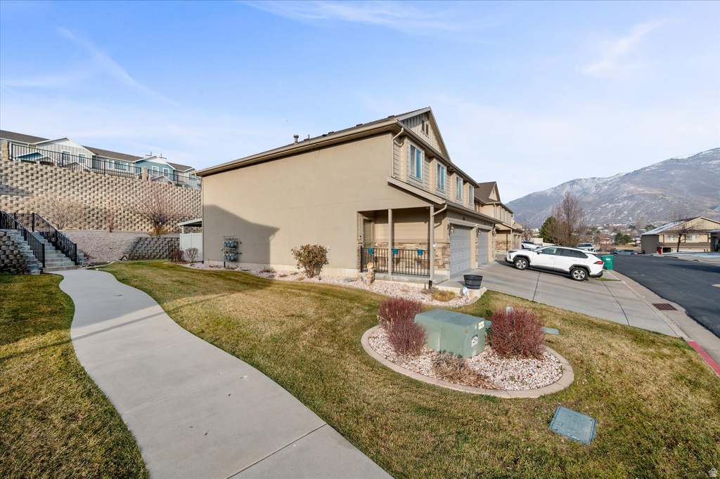 1827 E WHITETAIL DR Layton, UT 84040