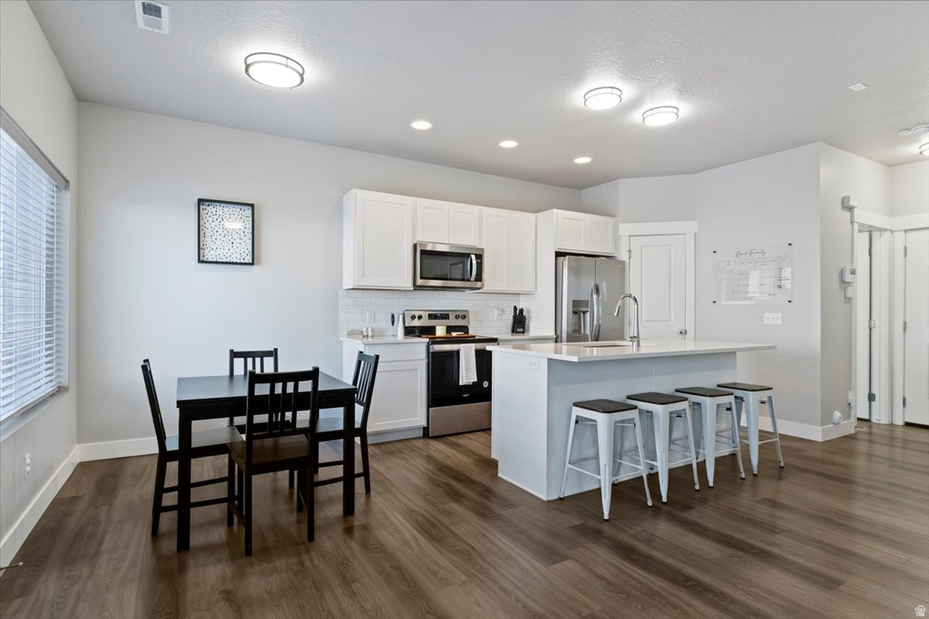 463 E LONDON WAY Clearfield, UT 84015