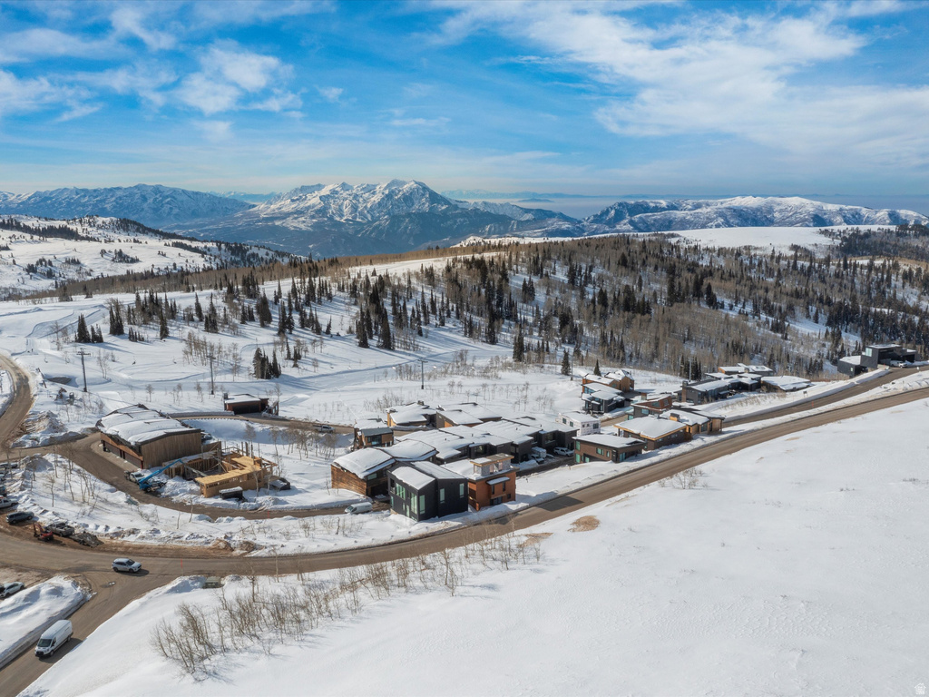 8456 E COPPER CREST RD Eden, UT 84310