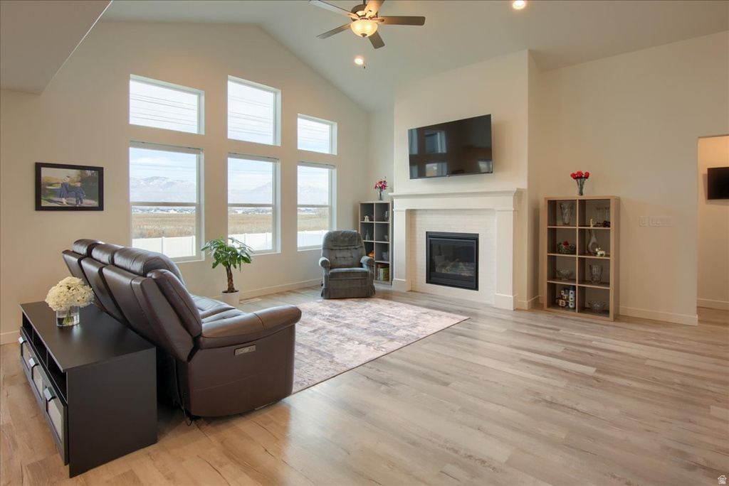 2714 N 3200 W Plain City, UT 84404