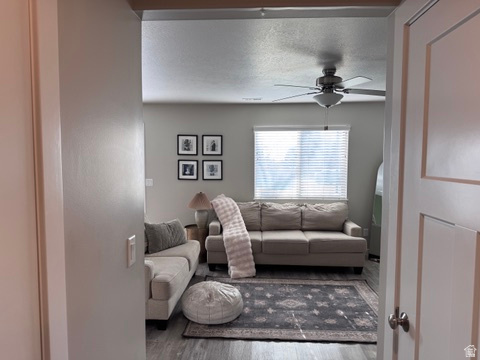 540 E QUAIL LN Layton, UT 84041