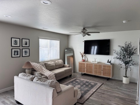 540 E QUAIL LN Layton, UT 84041