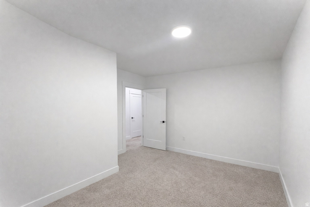 677 E KINGS LANDING Tooele, UT 84074