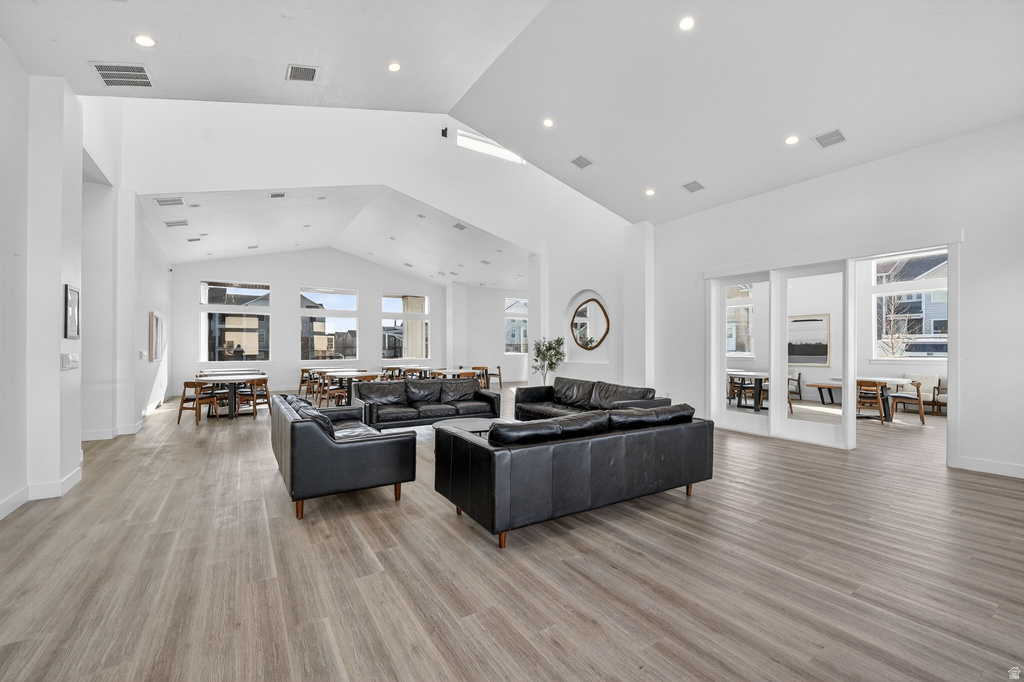 2083 N 3930 W #264 Lehi, UT 84048