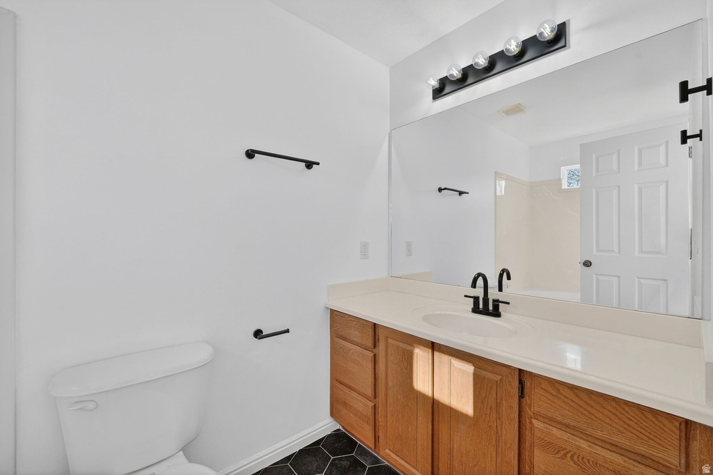 599 W 975 S Lehi, UT 84043