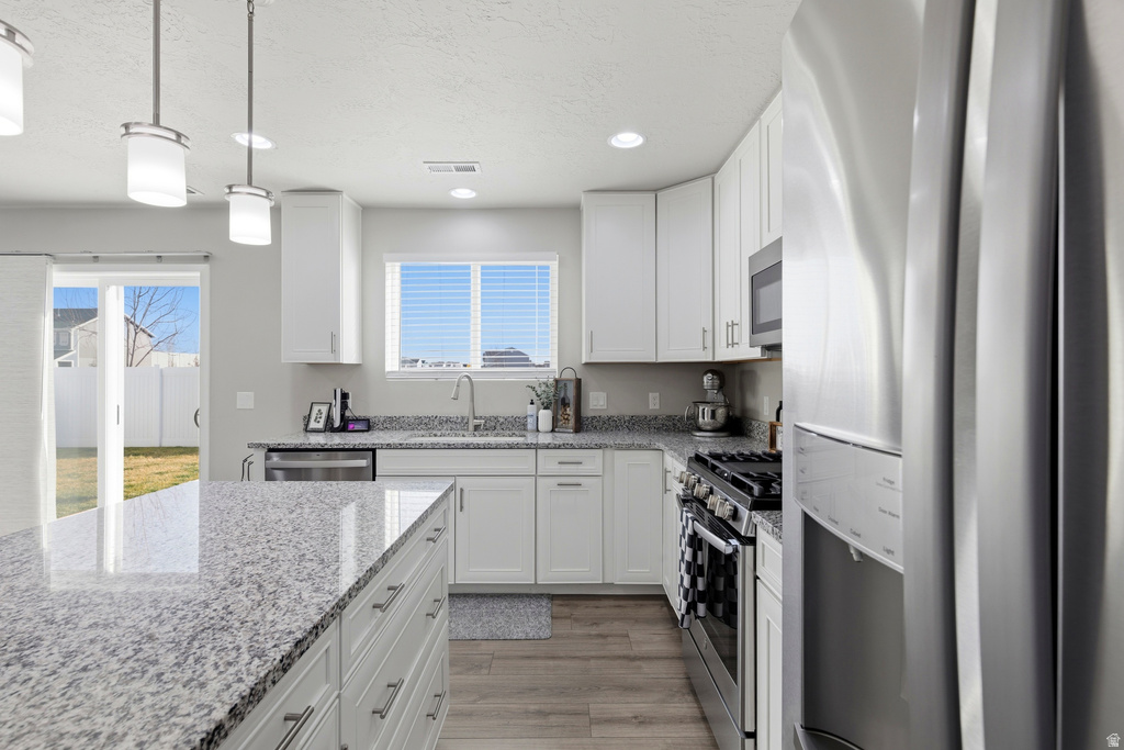 1543 W PARKVIEW DR Syracuse, UT 84075