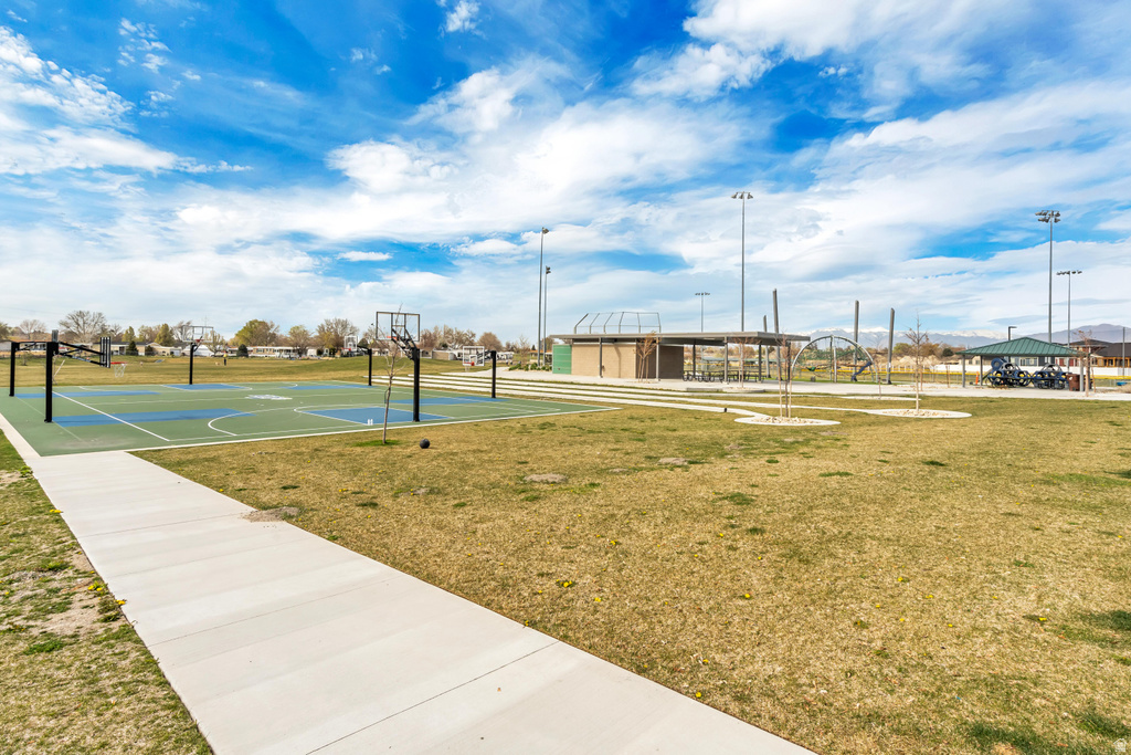 941 W VILLAGE BEND LN #M 1 Midvale, UT 84047