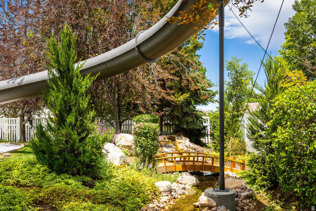 9456 S REDWOOD RD South Jordan, UT 84095