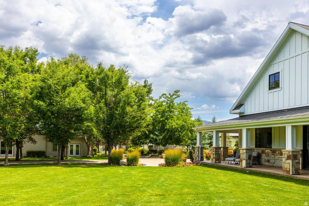 9456 S REDWOOD RD South Jordan, UT 84095