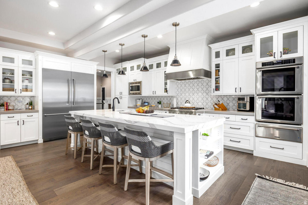 9456 S REDWOOD RD South Jordan, UT 84095