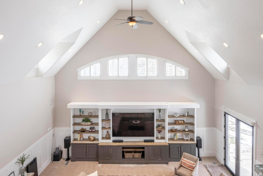 9456 S REDWOOD RD South Jordan, UT 84095