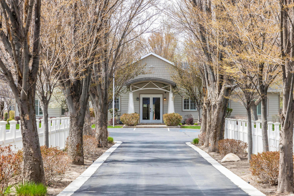 9456 S REDWOOD RD South Jordan, UT 84095