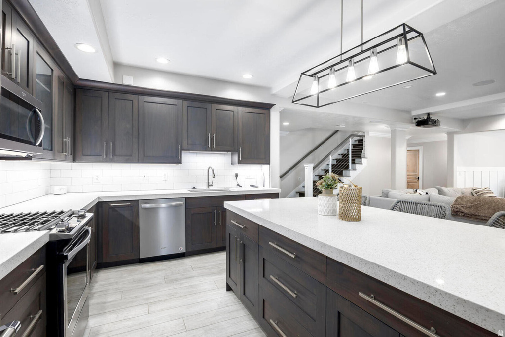 9456 S REDWOOD RD South Jordan, UT 84095