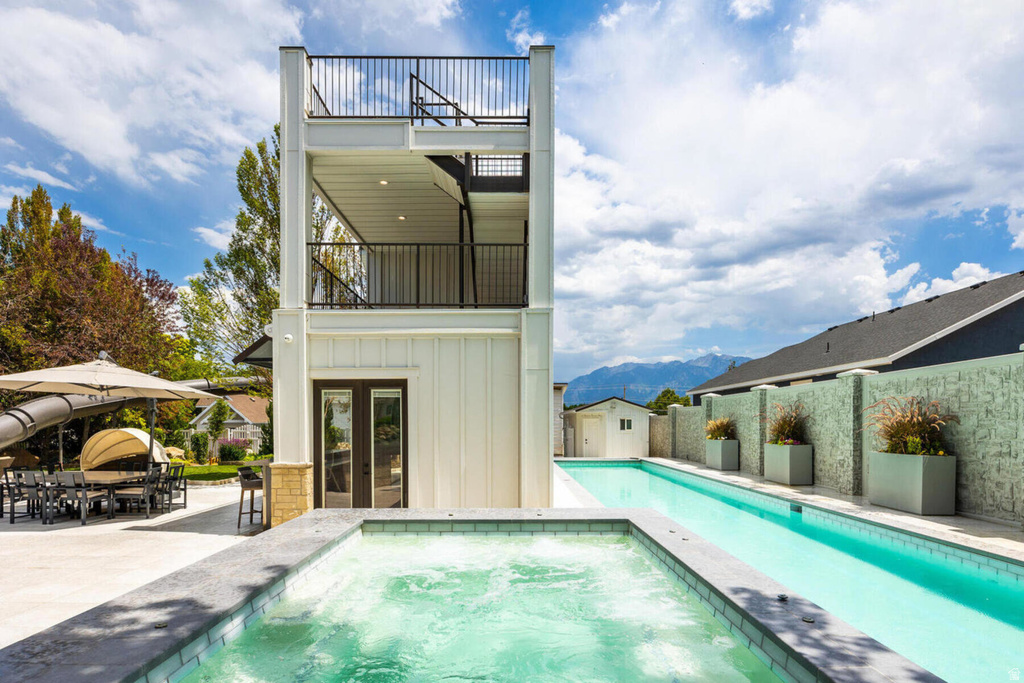 9456 S REDWOOD RD South Jordan, UT 84095