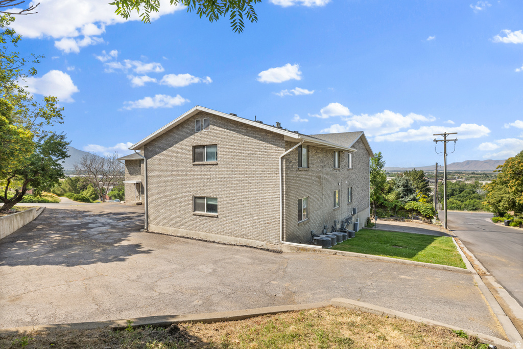 2048 S NEVADA AVE Provo, UT 84606