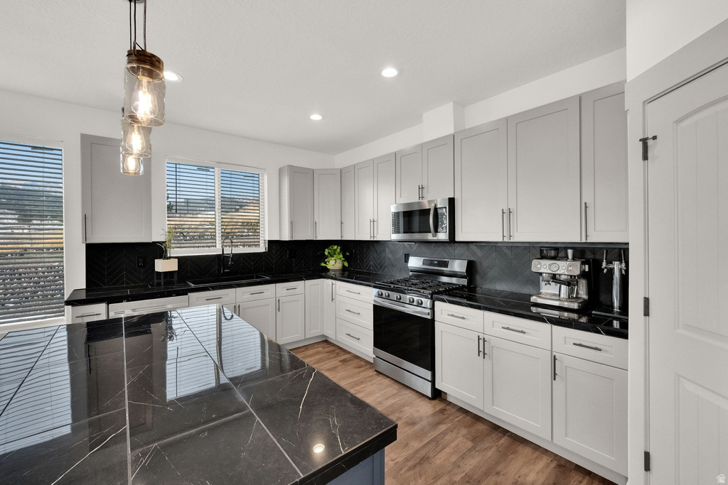 14368 S ROBINS NEST CIR Herriman, UT 84096