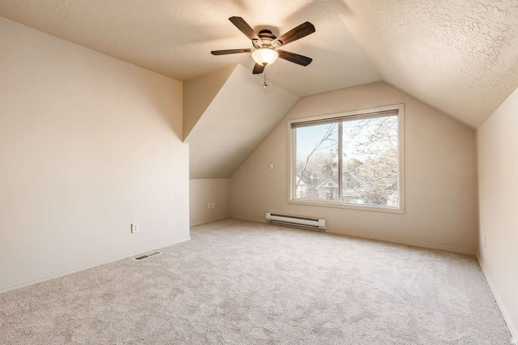 957 S LAKE ST Salt Lake City, UT 84105