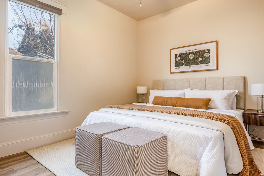 957 S LAKE ST Salt Lake City, UT 84105