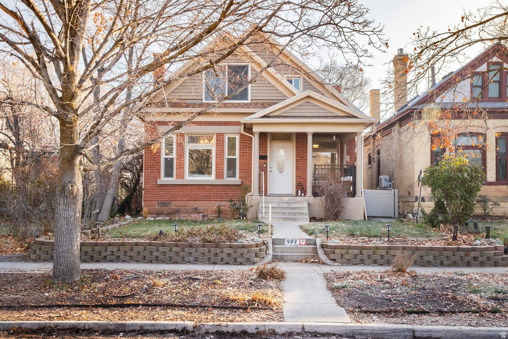 957 S LAKE ST Salt Lake City, UT 84105