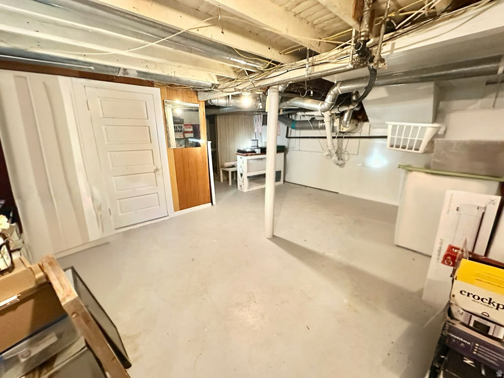 1855 W 2000 N Helper, UT 84526