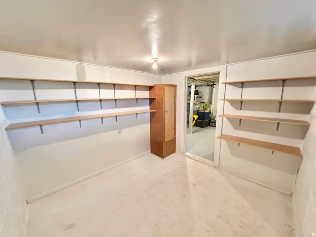 1855 W 2000 N Helper, UT 84526