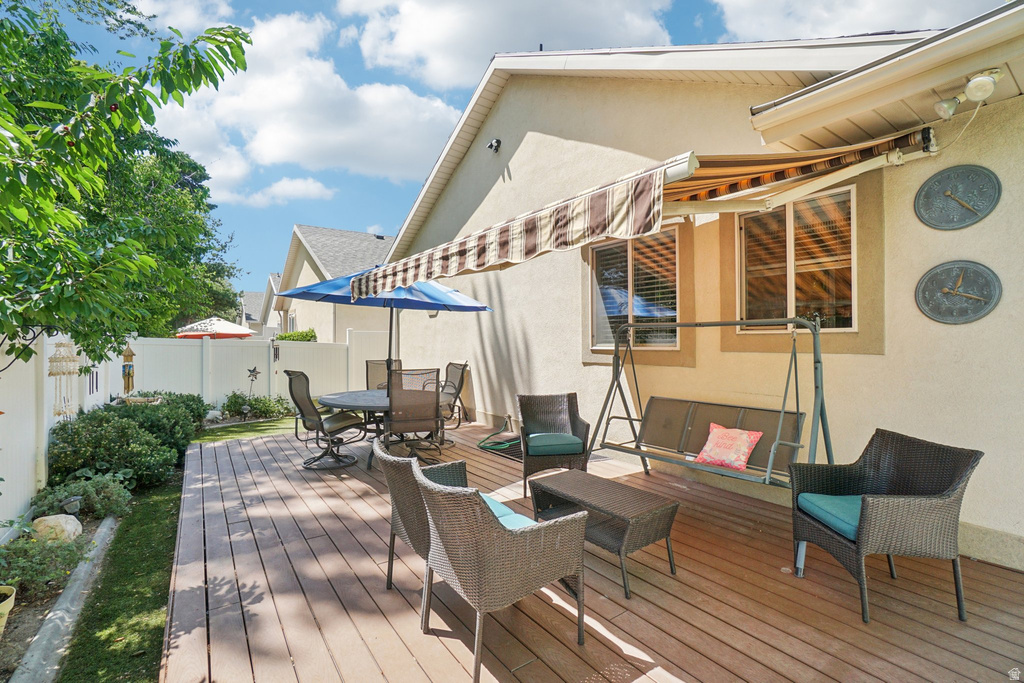 798 E SPRUCE TREE LN Sandy, UT 84094