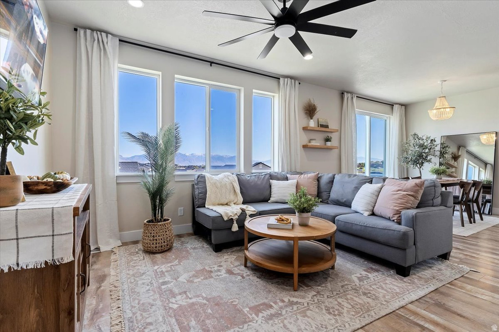 8112 N CLYDESDALE DR Eagle Mountain, UT 84005