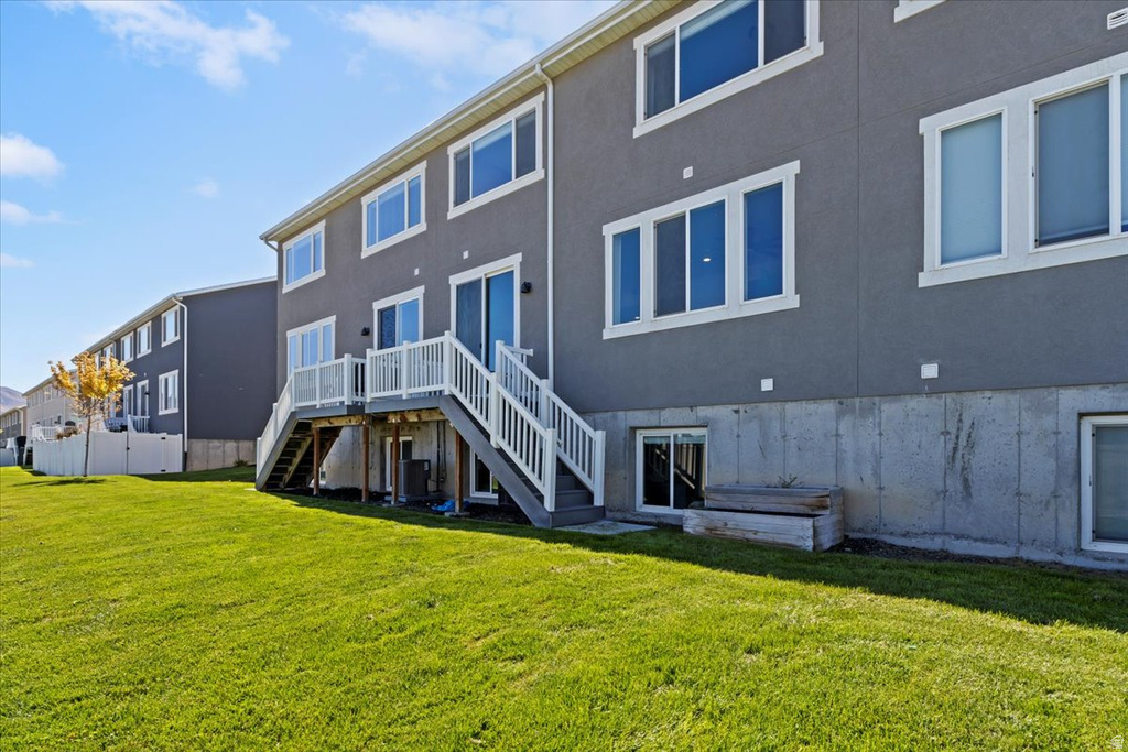 8112 N CLYDESDALE DR Eagle Mountain, UT 84005