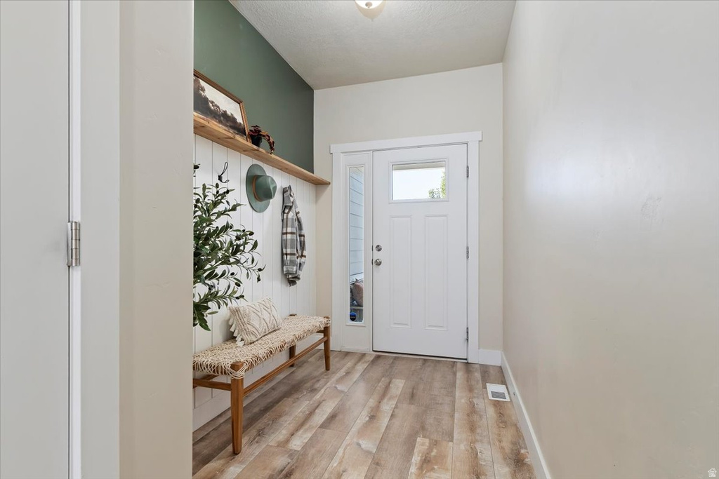 8112 N CLYDESDALE DR Eagle Mountain, UT 84005