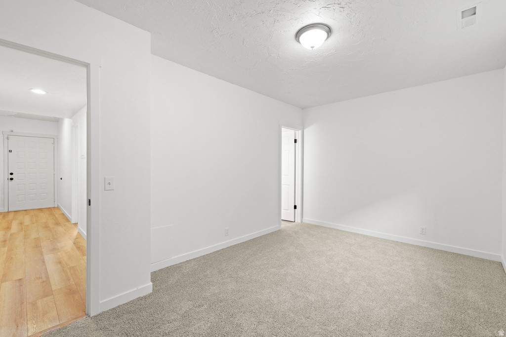 7265 S 1950 E #14 Cottonwood Heights, UT 84121