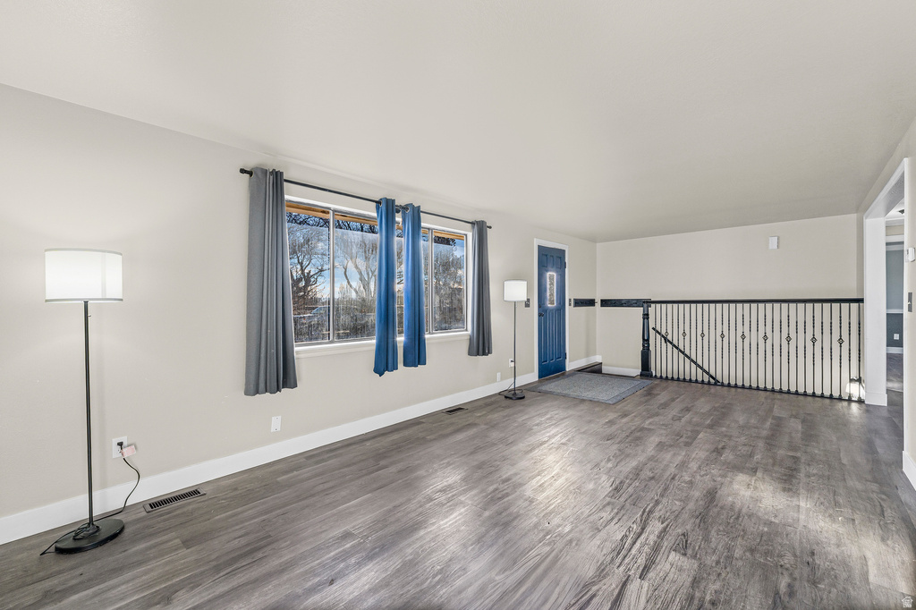 195 N 800 W Cleveland, UT 84518