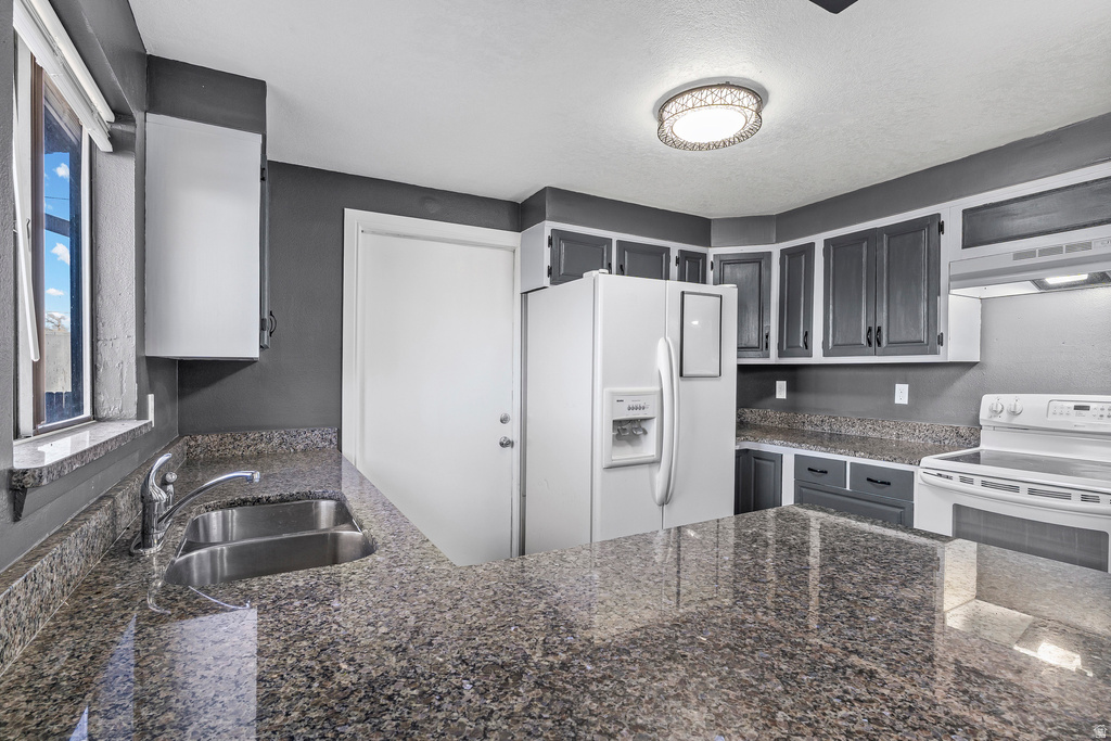 195 N 800 W Cleveland, UT 84518