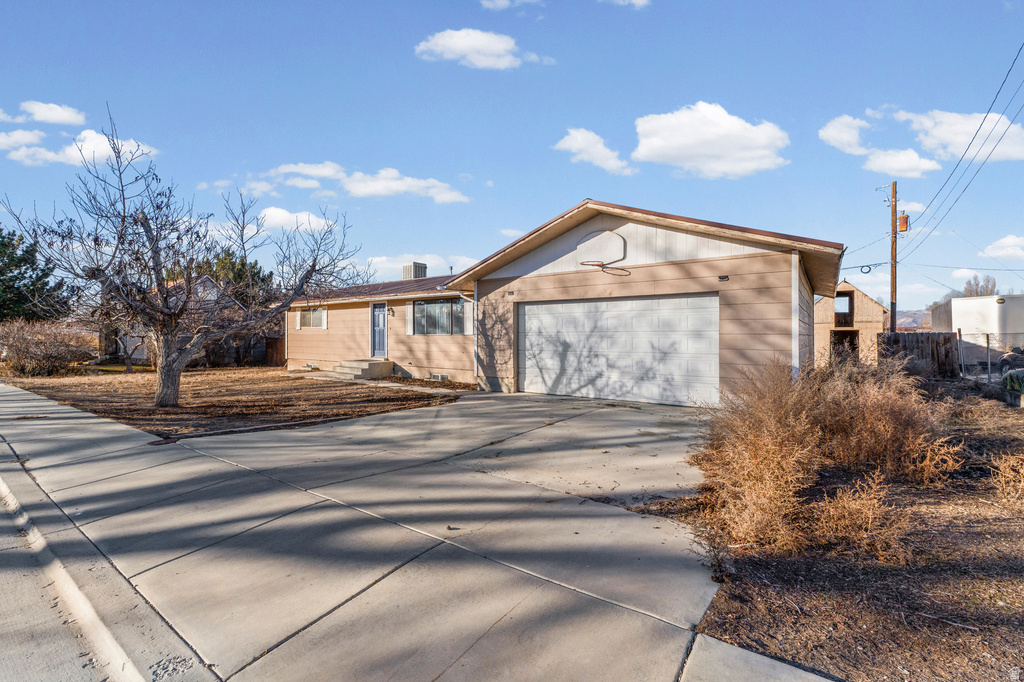 195 N 800 W Cleveland, UT 84518