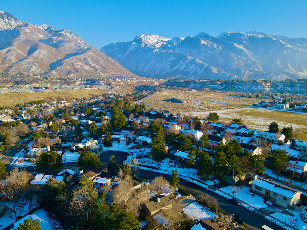 2809 WILLOW HILLS DR Sandy, UT 84093