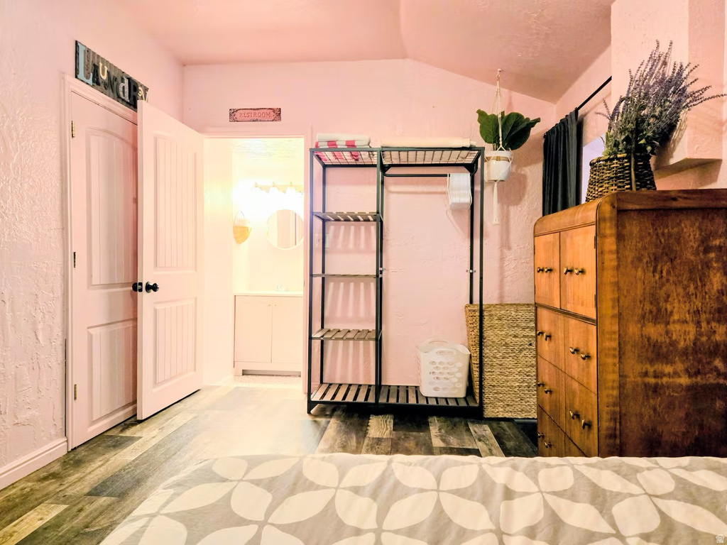 1103 E OAK ST Ogden, UT 84401