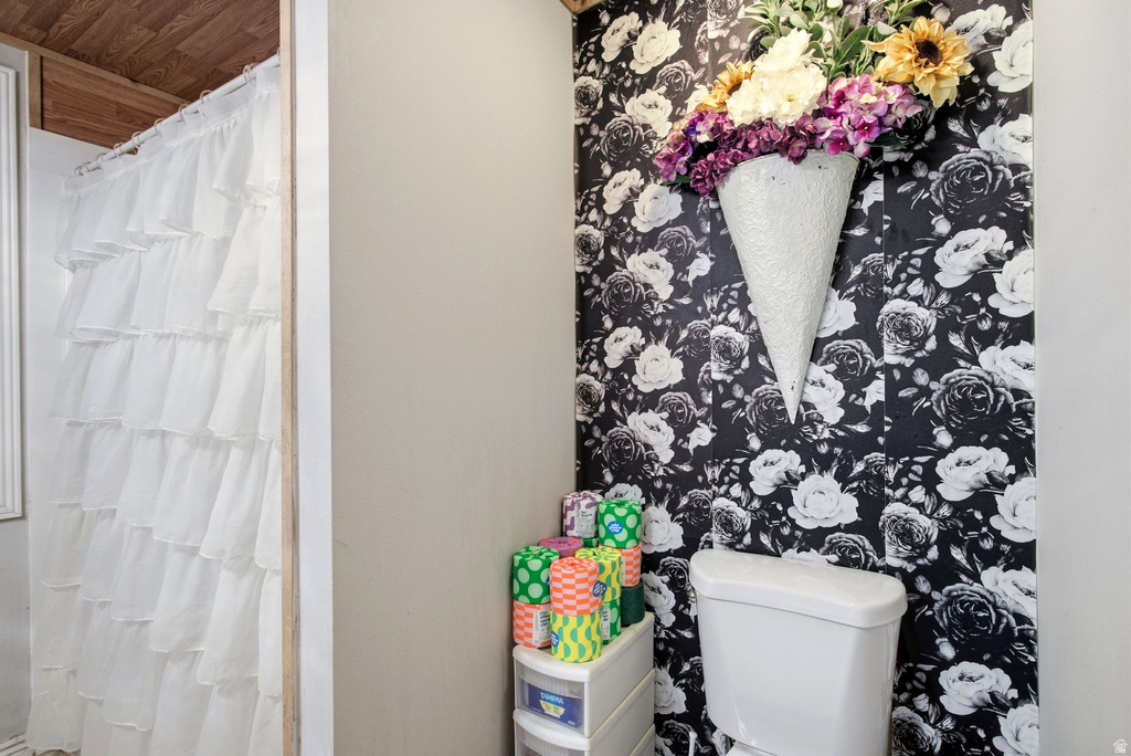 1103 E OAK ST Ogden, UT 84401