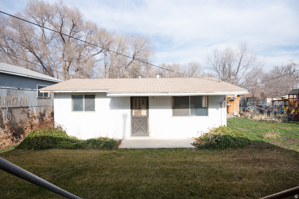 37 E CLARK ST Grantsville, UT 84029