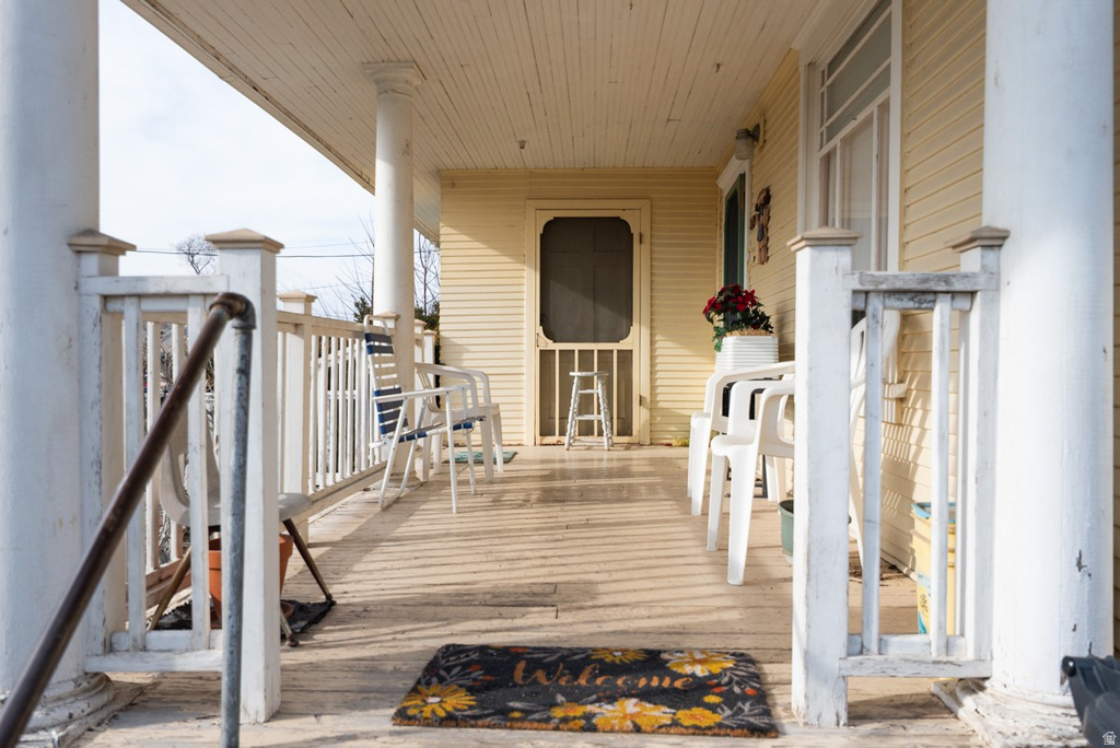 37 E CLARK ST Grantsville, UT 84029