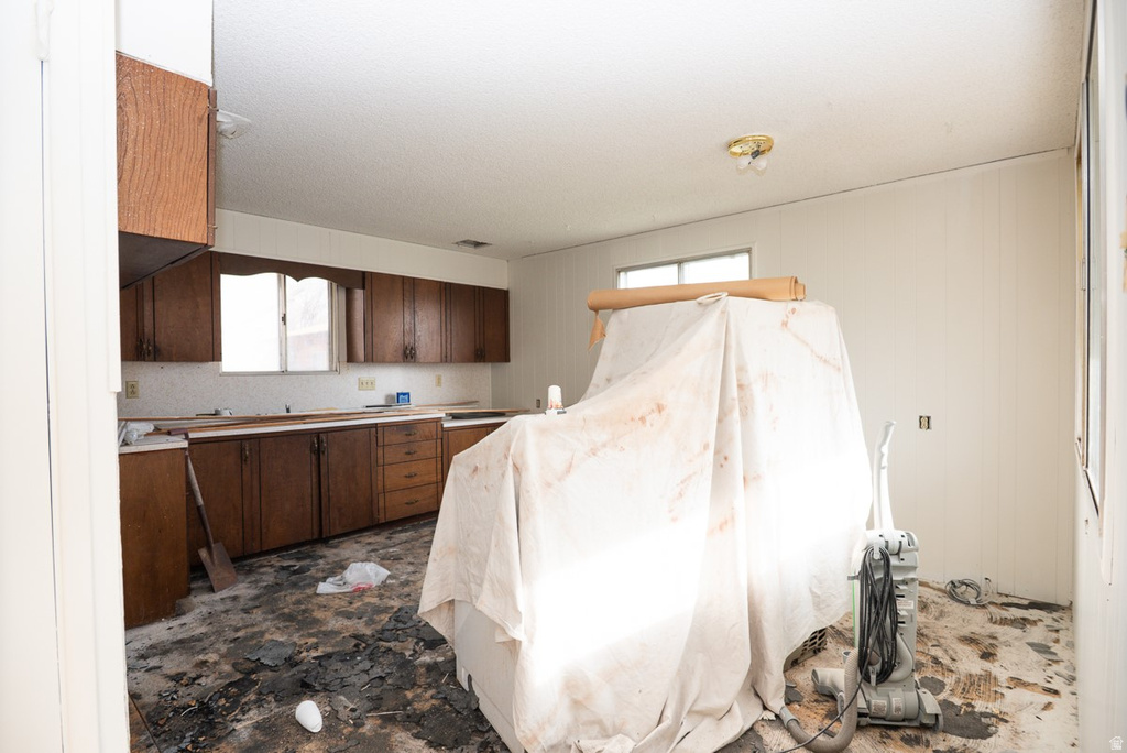 37 E CLARK ST Grantsville, UT 84029