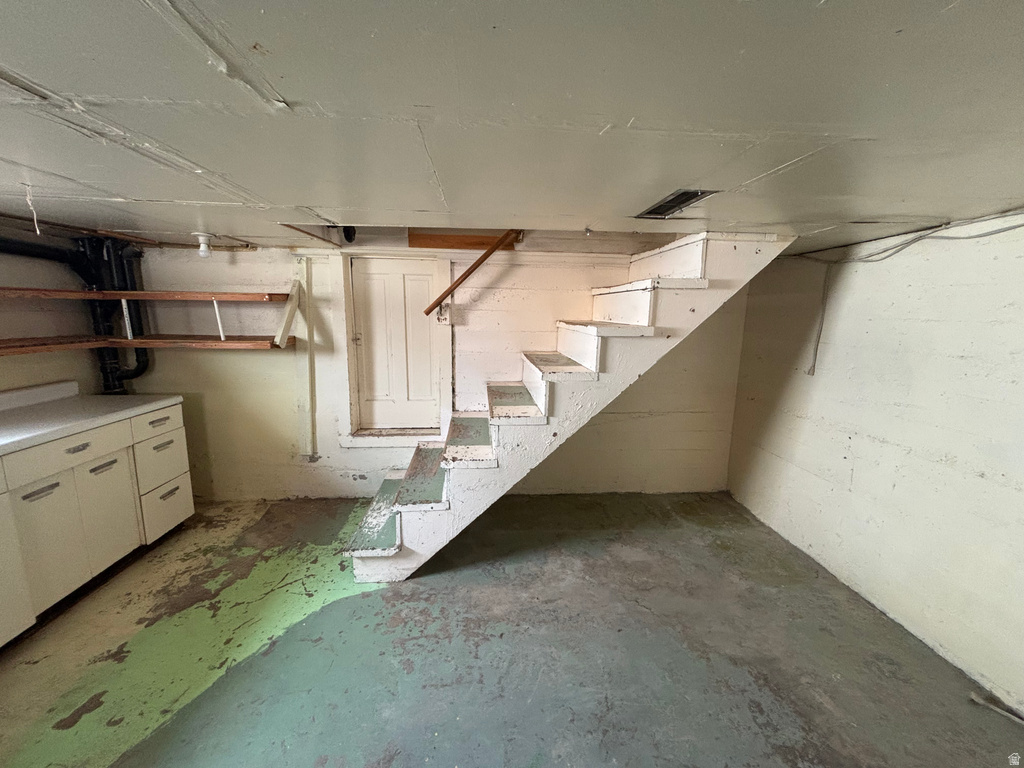 37 E CLARK ST Grantsville, UT 84029