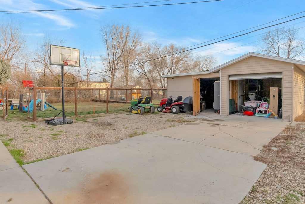 2741 W HAUN DR West Jordan, UT 84088