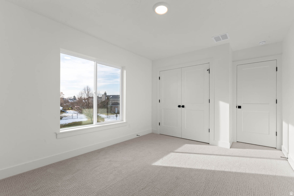 2237 E PARKSIDE CIR South Ogden, UT 84403