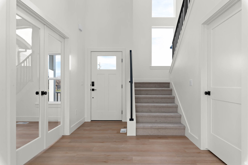 2237 E PARKSIDE CIR South Ogden, UT 84403